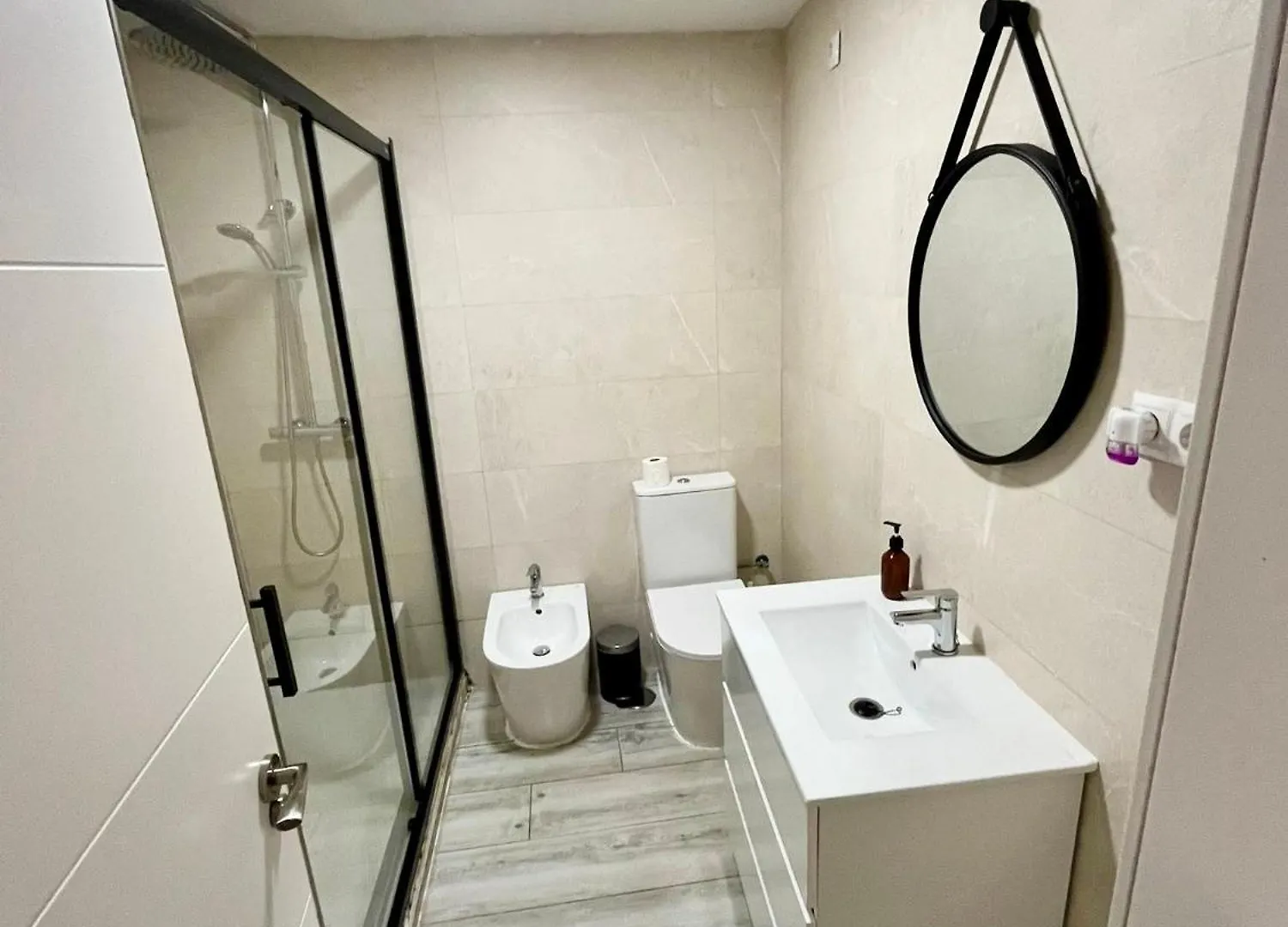 Apartamentos Estacions Malaga 0*,